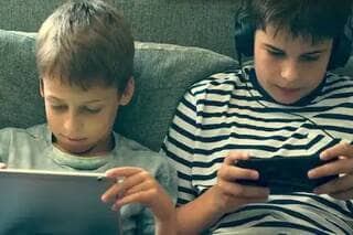 По ту сторону экрана: защита вашего ребенка в цифровую эпоху